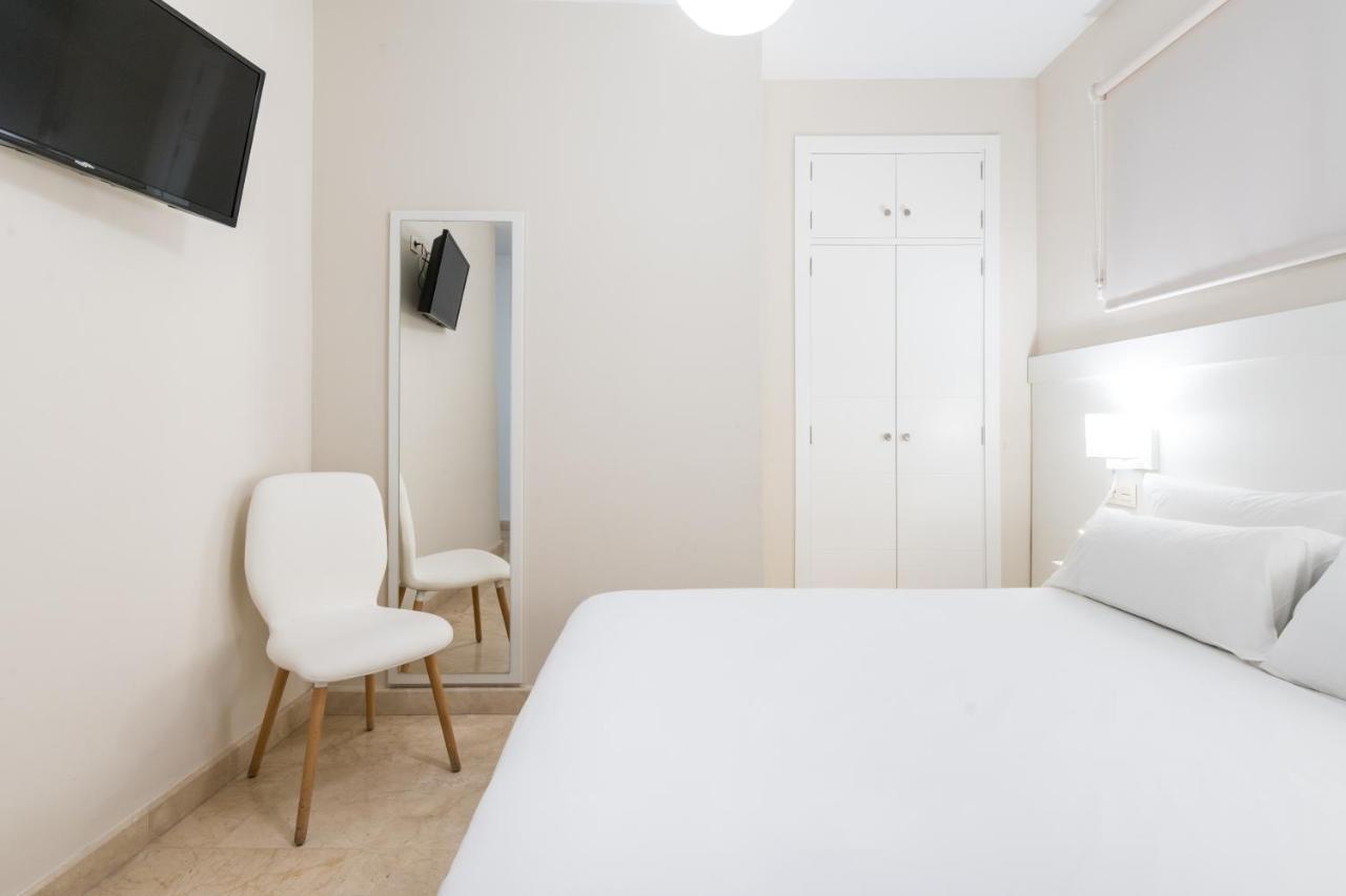 Lumbreras Host Apartment Sevilla Exterior foto