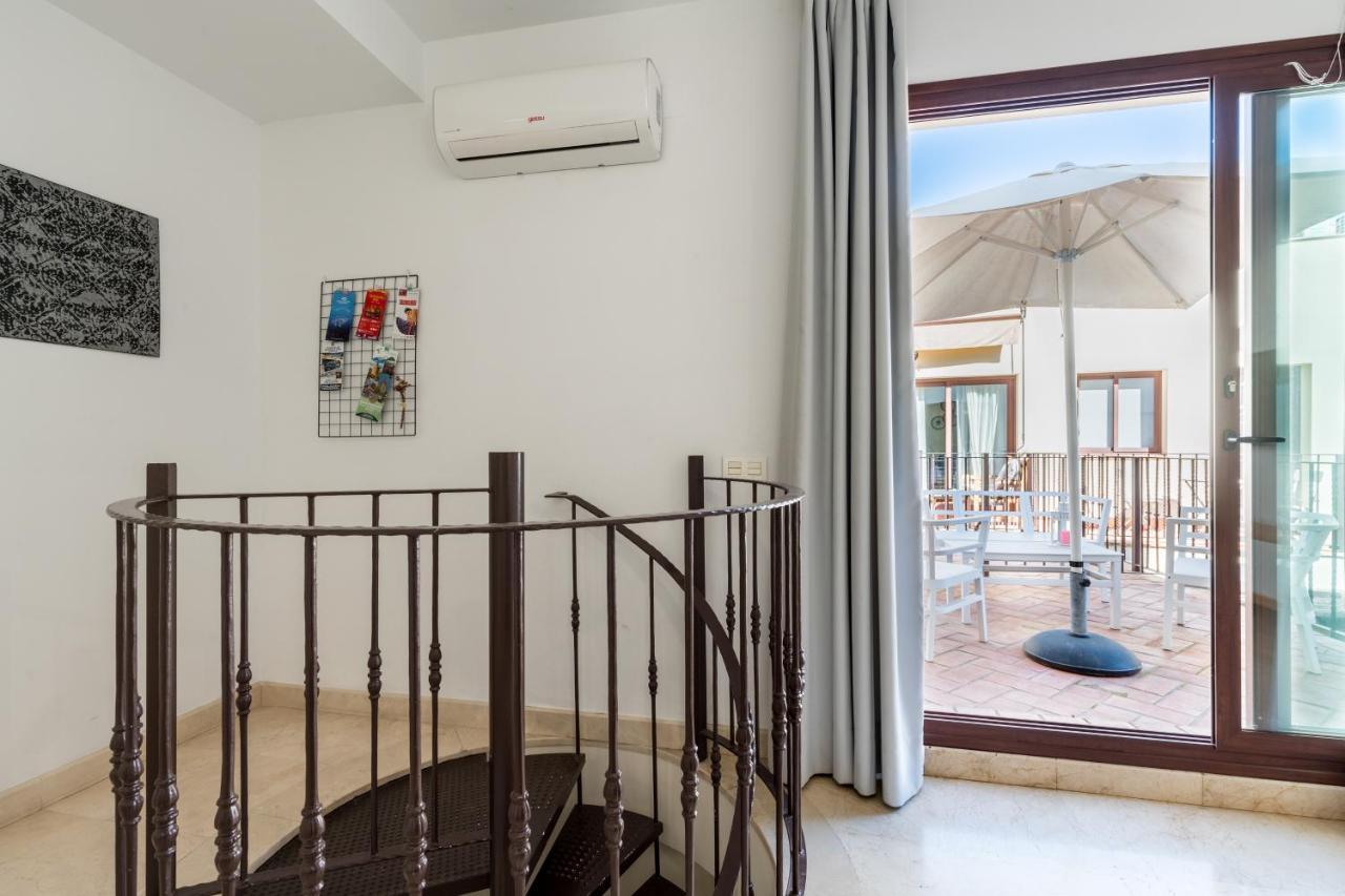 Lumbreras Host Apartment Sevilla Exterior foto