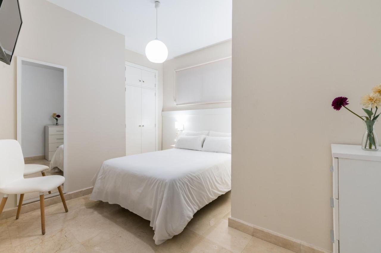 Lumbreras Host Apartment Sevilla Exterior foto