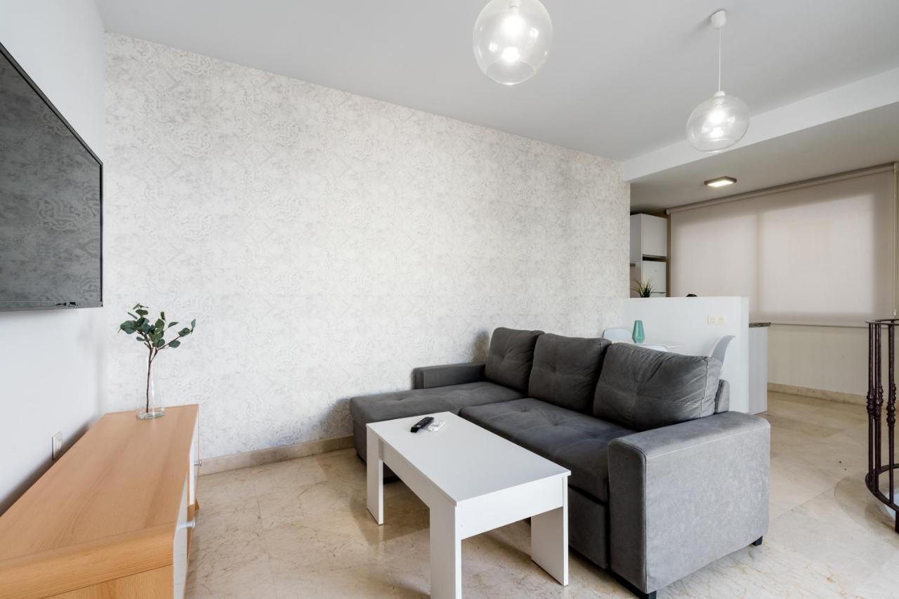 Lumbreras Host Apartment Sevilla Exterior foto