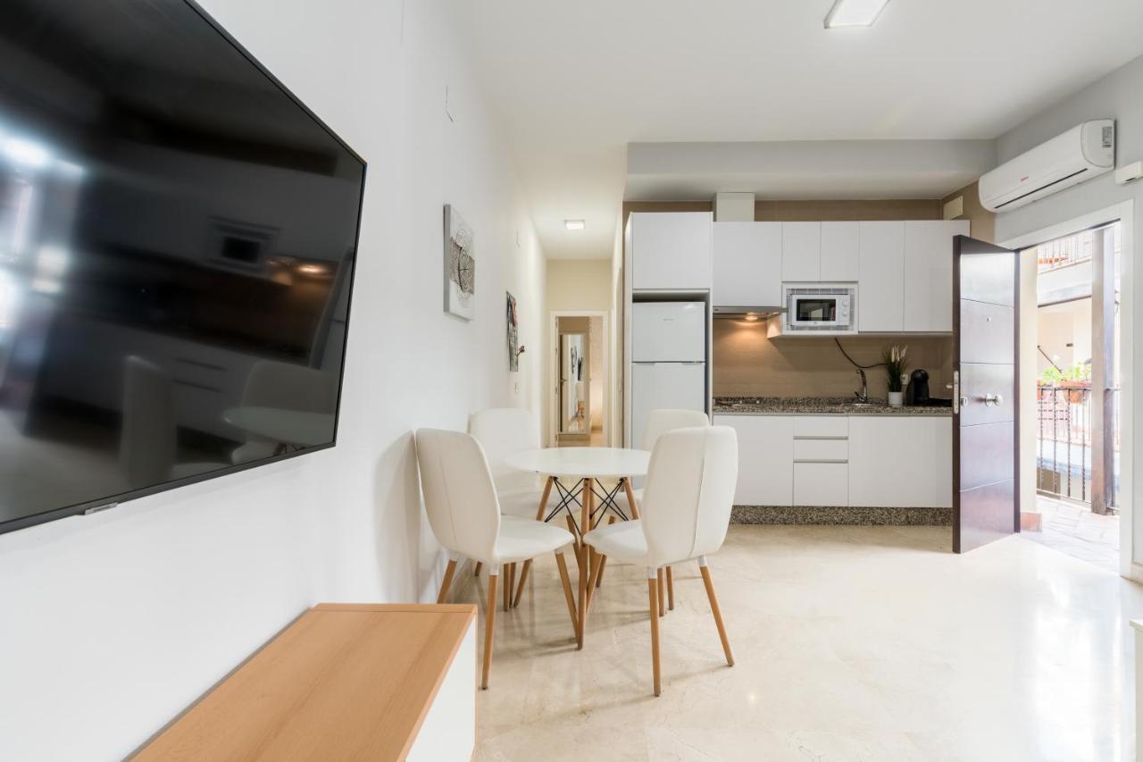 Lumbreras Host Apartment Sevilla Exterior foto