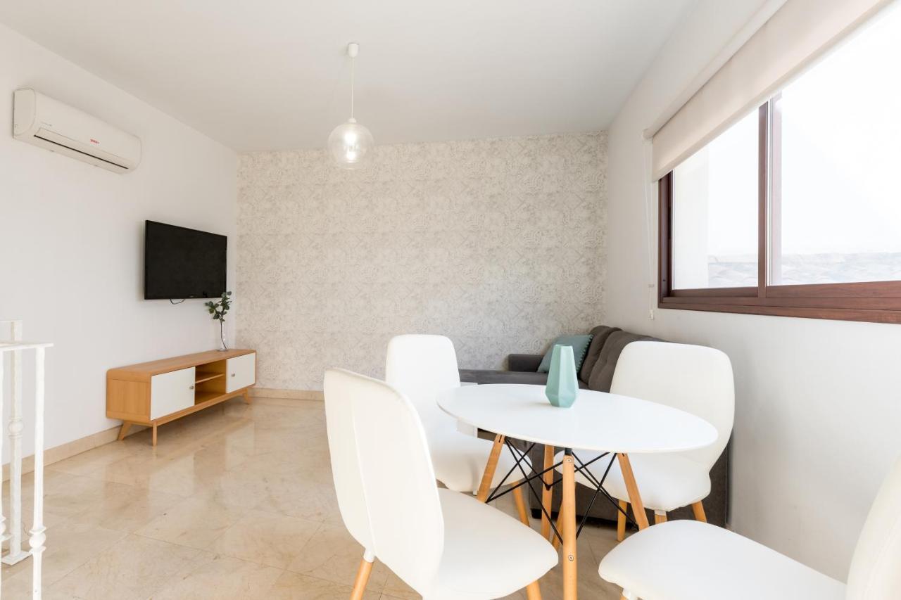 Lumbreras Host Apartment Sevilla Exterior foto