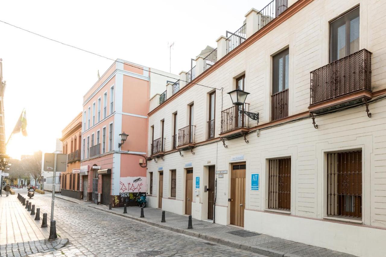 Lumbreras Host Apartment Sevilla Exterior foto